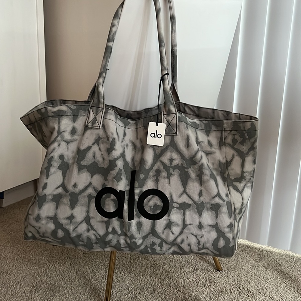 ALO YOGA Canvas Tie-Dye Shopper Tote w/ Tags UNISEX - Picture 6 of 7